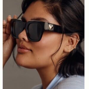 I-SEA Jolene Sunglasses NWT